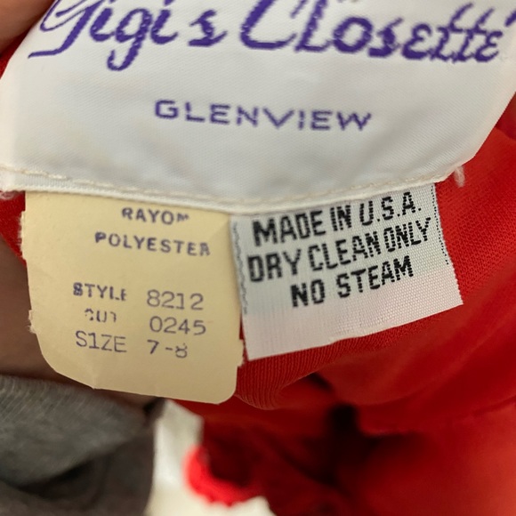 Vintage Gigi’s closet red ribbon and sequin dress with shoulder pads open back - Picture 4 of 4